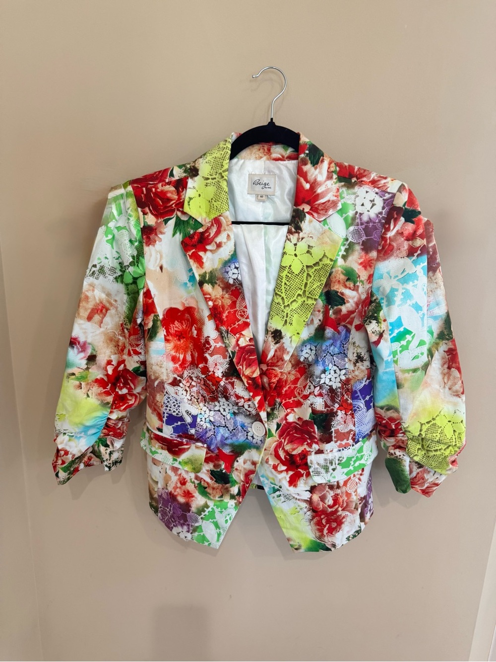 Vintage-Inspired Floral Multi-Color Blazer